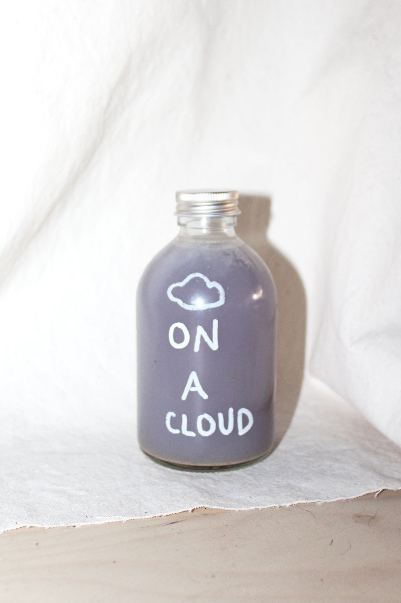 GIU GIU いえ épicerie - On A Cloud 'Milk'